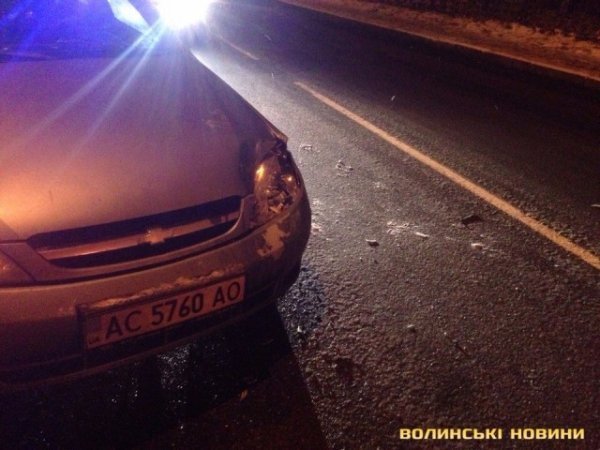 ДТП у Луцьку: зіткнулися чотири автівки через ожеледицю