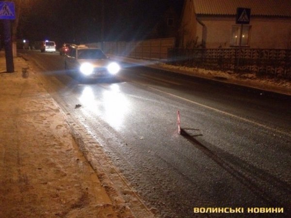 ДТП у Луцьку: зіткнулися чотири автівки через ожеледицю