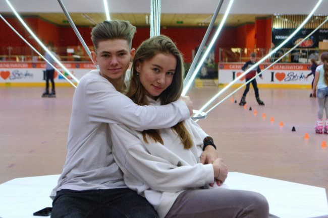 На роледромі «GeneratorCity» з’явилась романтична інсталяція, яка виконує бажання*