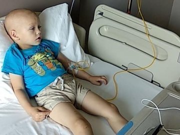 Турецькі лікарі відпустили додому онкохворого волинянина Романа Гальчика