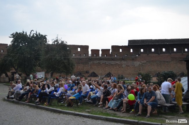Злива і витончена музика: перший день фестивалю джазу у Луцьку. ФОТО