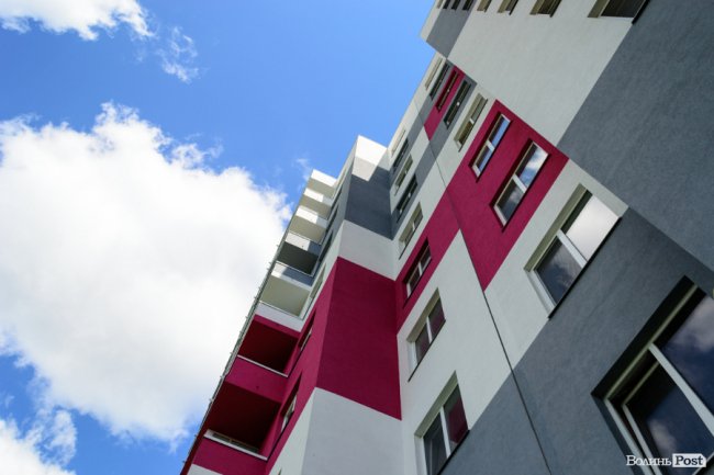 Роботи ні на мить не припиняються: як у Луцьку «росте» ЖК «Caramel Residence». ФОТО*