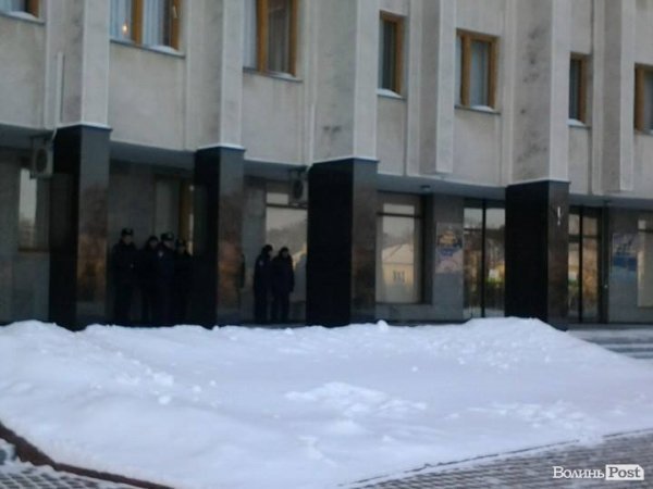 Адміністрація Волині готується до штурму. ФОТО