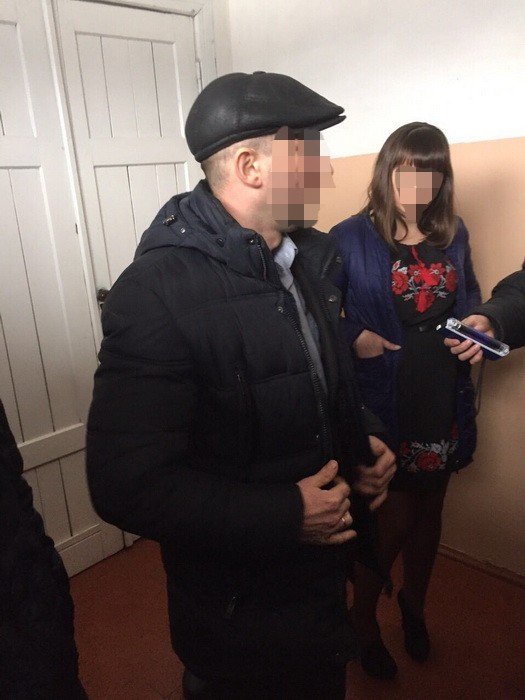 Хабар за бурштинові землі Волині: подробиці затримання від СБУ