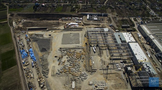 Показали розбудову заводу на Волині з висоти пташиного польоту. ВІДЕО