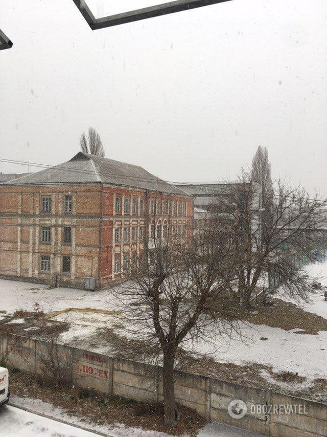 Київ засипало снігом. ФОТО