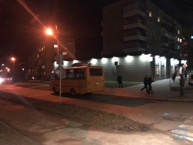 У Нововолинську автівка  влетіла у маршрутку. ФОТО