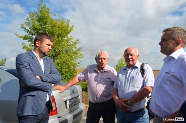 Масштабно та надійно: як за «митні» гроші ремонтують дорогу Луцьк-Володимир