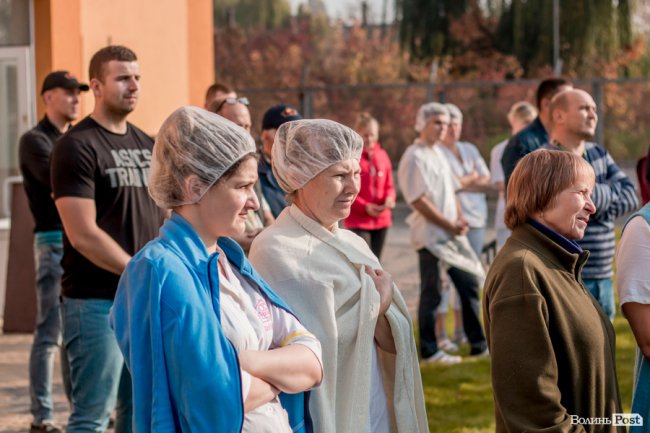 Із вітаннями та концертом: як на «Теремно Хліб» відзначають професійне свято. ФОТО*