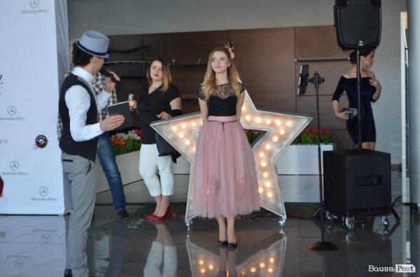 У Луцьку презентували нові автомобілі преміум класу. ФОТО