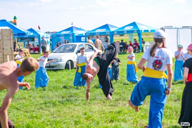 «Шикидим», лірика і вибуховий «O.Torvald»: перший день «Бандерштату». ФОТО