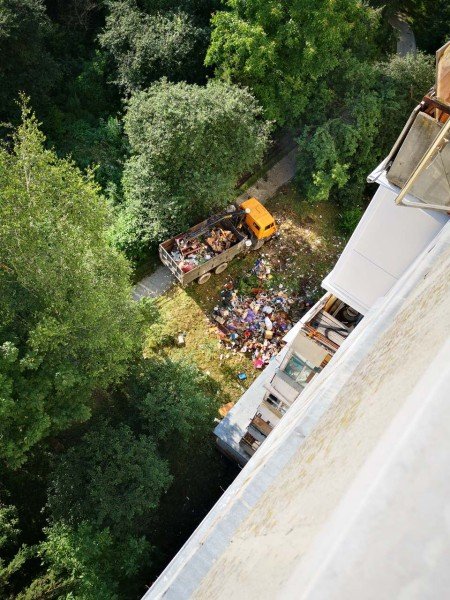 «Таргани завдовжки з палець», – лучанка про квартиру сусідів-нечупар. ФОТО