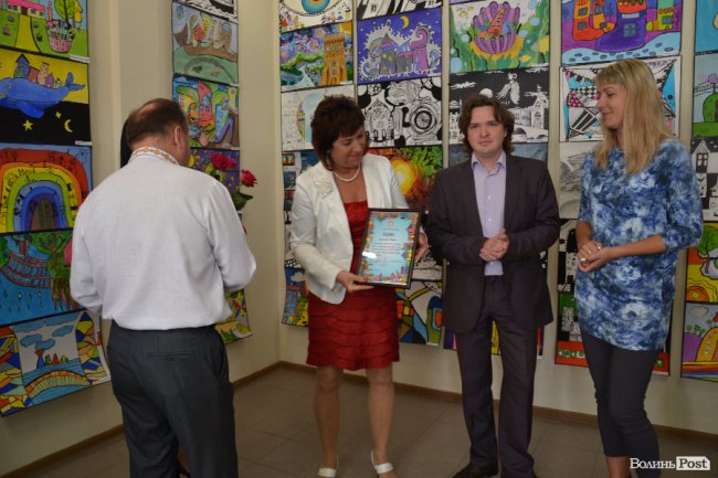 У Луцьку відкрили виставку «дитячих мрій»