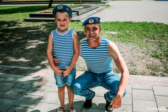 У Луцьку вшанували десантників. ФОТО