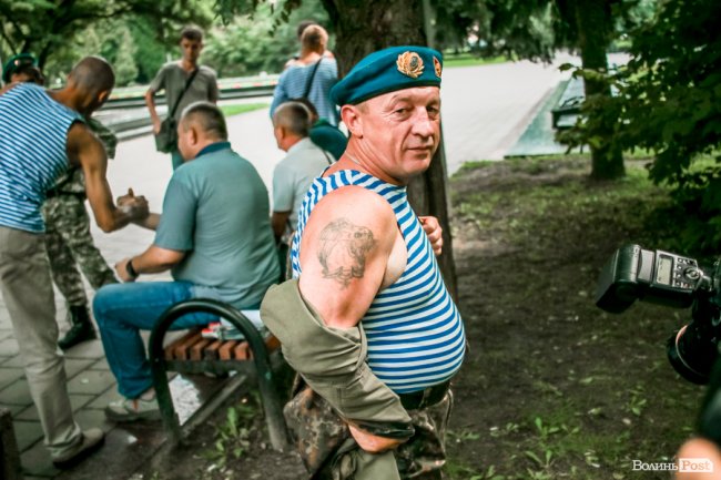 У Луцьку вшанували десантників. ФОТО