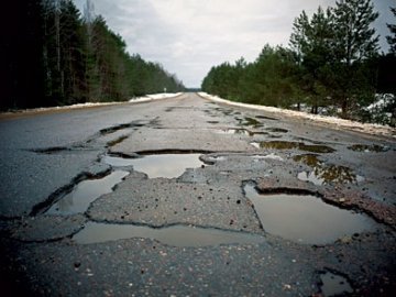 Українські дороги – одні з найгірших у світі 