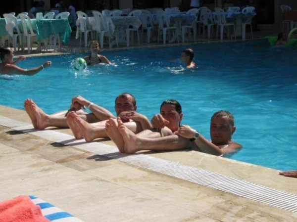 І від відпочинку можна втомитися! Туреччина, м. Кемер. Липень 2010 року. Автор Юлія Антонюк