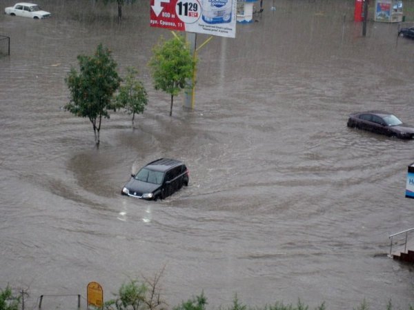 Луцьк знову плаває. ФОТО. ВІДЕО