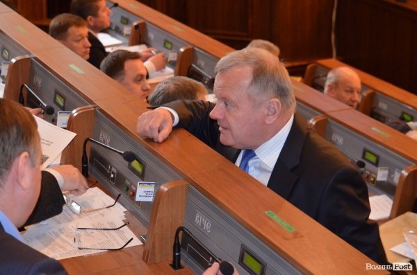 Сесія Волиньради: годинники, гаджети та «Однокласники». ФОТО