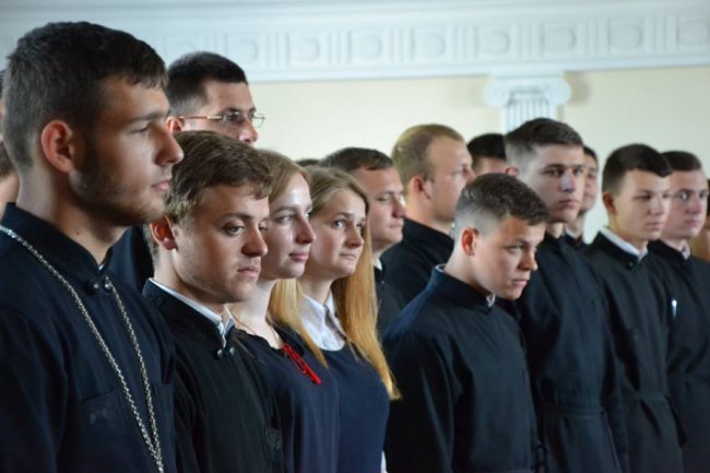 Як владику Михаїла вітали з днем народження. ФОТО