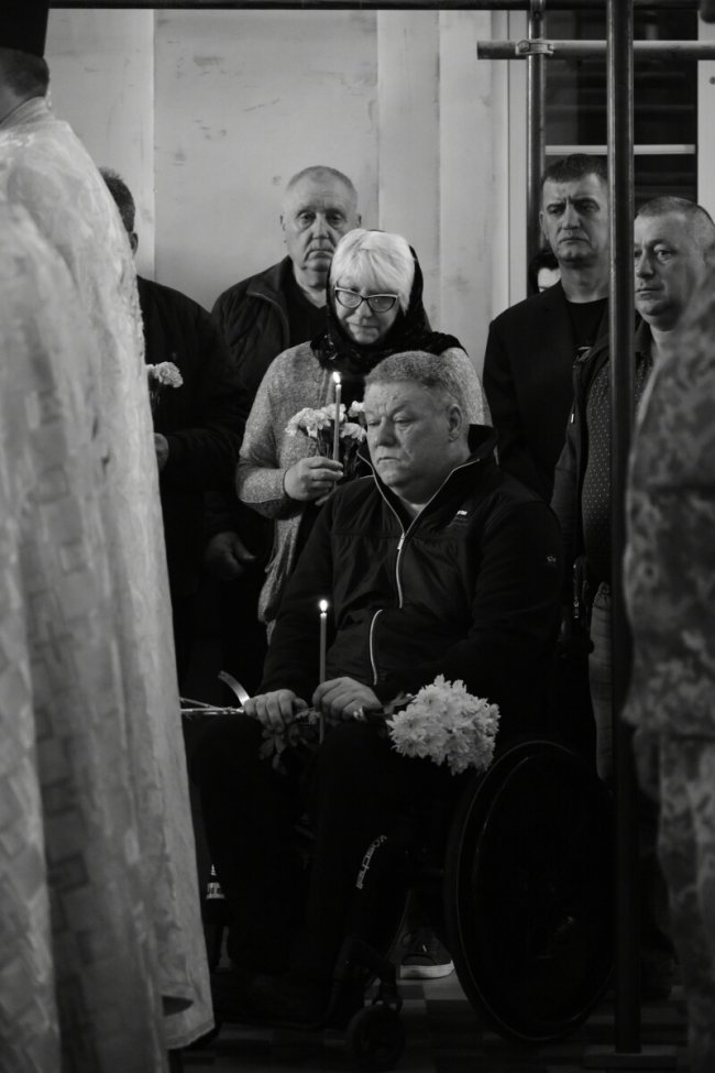 Лучани провели в останню дорогу загиблого Героя Руслана Собуцького