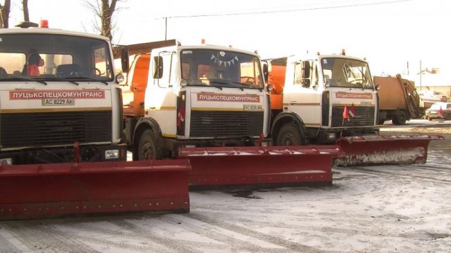 В громаді на Волині на посипання доріг під час снігопаду витрачають до 250 тисяч гривень за добу
