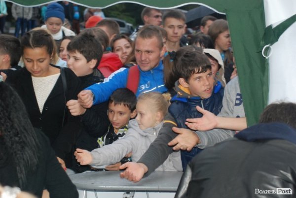 У Луцьку з'їли тисячу порцій вареників. ФОТО