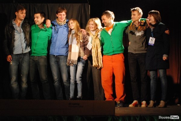 театр-студія 