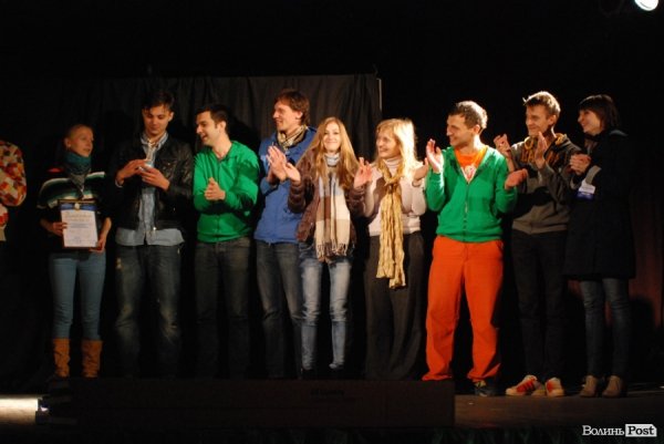 театр-студія 