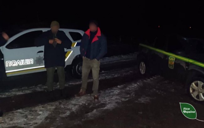 В автомобілі волинянина виявили вбиту козулю