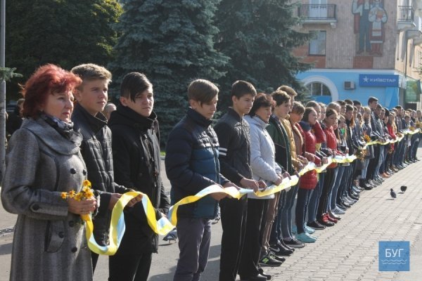 У Нововолинську провели в останню путь загиблого Героя. ФОТО