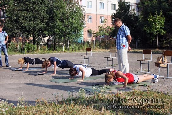 Кандидати у луцьку поліцію демонстрували рівень фізичної підготовки. ФОТО. ВІДЕО