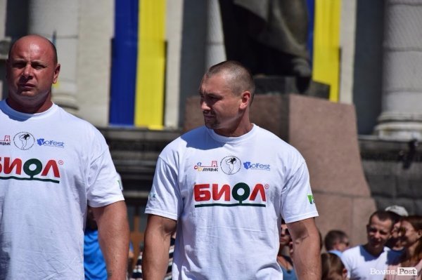 22 богатирі вражали лучан надзвичайною силою та міццю. ФОТО