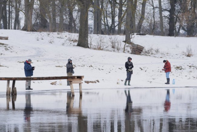 На Волині пройшли зимові змагання рибалок. ФОТО