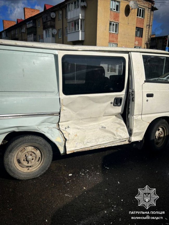 У Луцьку зіткнулися Mitsubishi та Land Rover