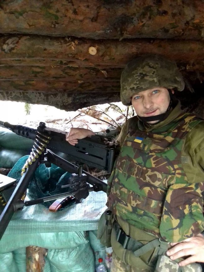 Дружина полеглого воїна Миколи Харківця просить присвоїти йому звання «Герой України»