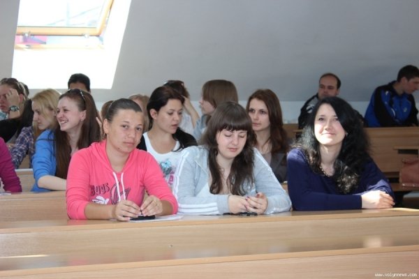 Сверстюк у Луцьку презентував книгу про Гоголя. ФОТО