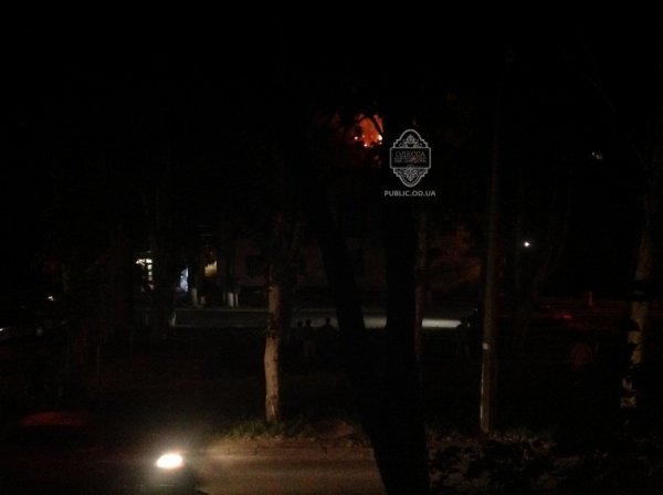 В Одесі горів будинок. ФОТО. ВІДЕО