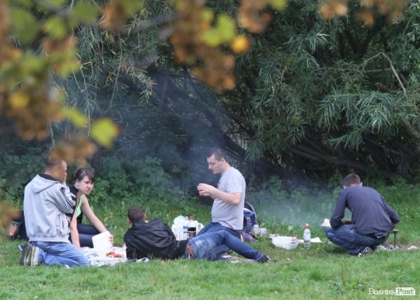 День міста: лучани  на природі. ФОТО