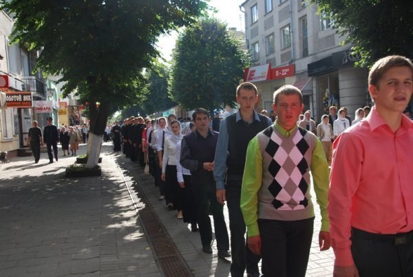 Хресний хід у Луцьку. ФОТО