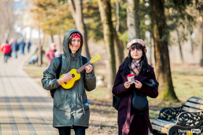 У Луцьку – майже весна. ФОТОРЕПОРТАЖ