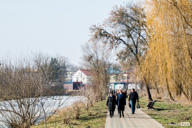 У Луцьку – майже весна. ФОТОРЕПОРТАЖ