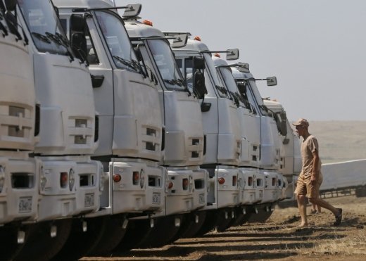 «Гуманітарний конвой»  може простояти під Україною до 17 серпня, - ЗМІ. ФОТО