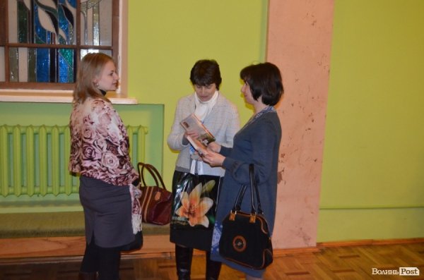 Шкляр у Луцьку розповів, чому Україні не потрібен Крим і Донбас. ФОТО