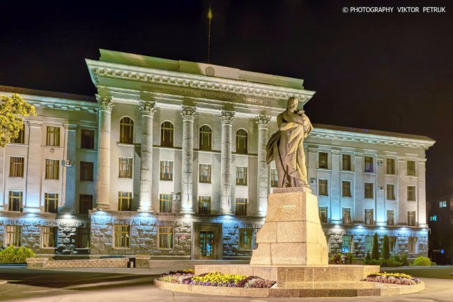 Моє рідне місто: опублікували фото вечірнього Луцька