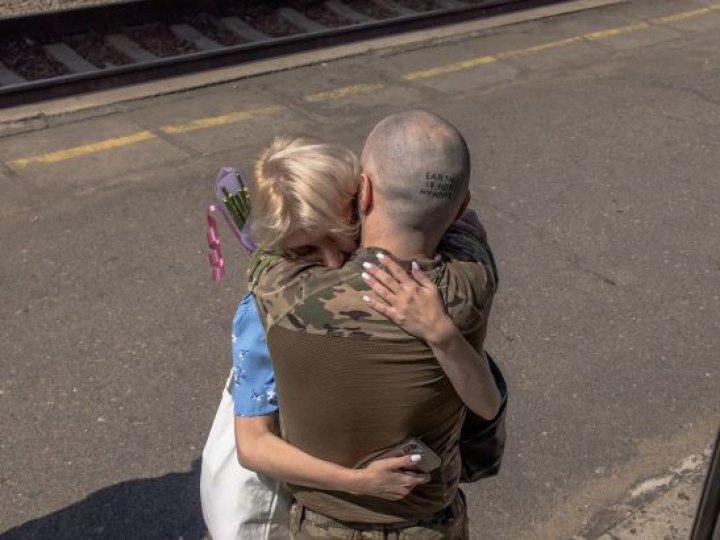 Звільнення зі служби почнеться до кінця року: кого з військових відпустять першими
