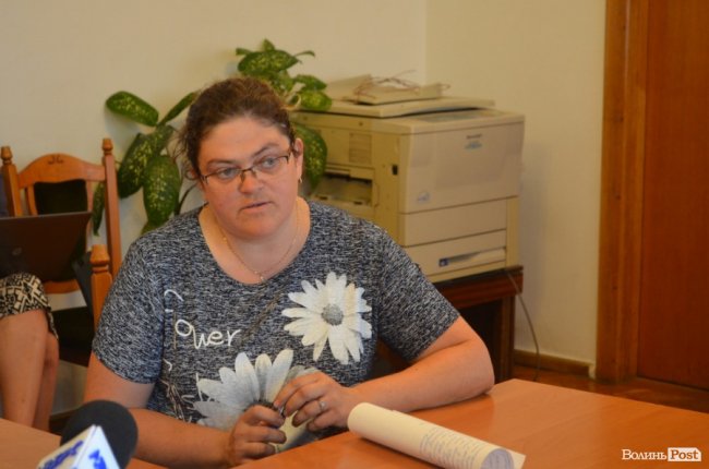 Чимало прохань і проблеми «не за адресою»: як Савченко приймав громадян