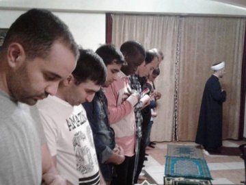 Без халяль-магазину і місць для молитви: як у Луцьку живуть мусульмани