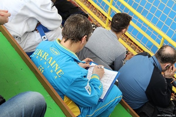 Як у Луцьку боролися хлопці та дівчата. ФОТО