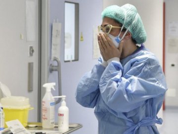 Україні вдалось уникнути піку захворюваності на COVID-19, – МОЗ